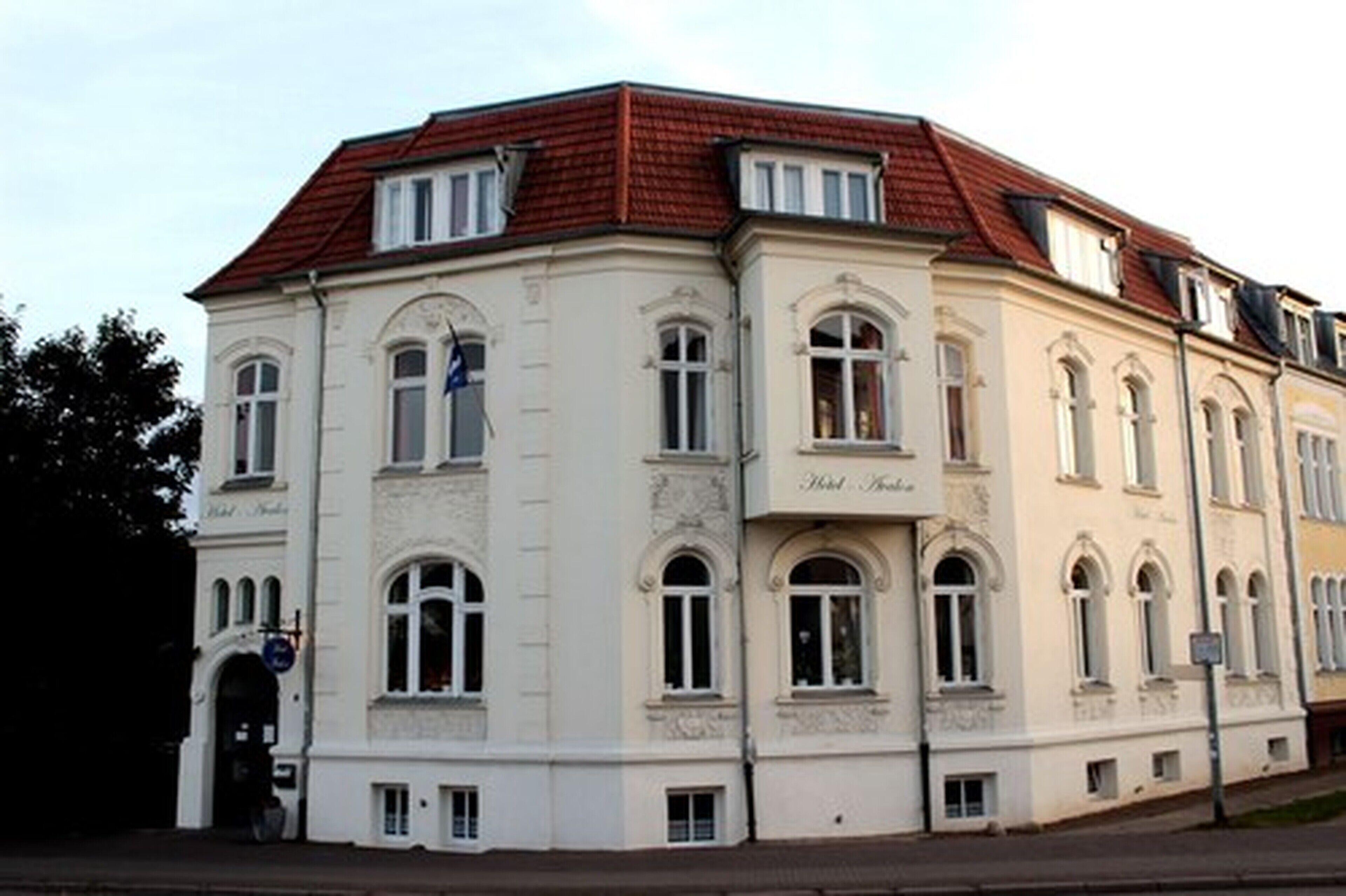 Wo am Pfaffenteich übernachten: 5 zentrale Hotels in Schwerin