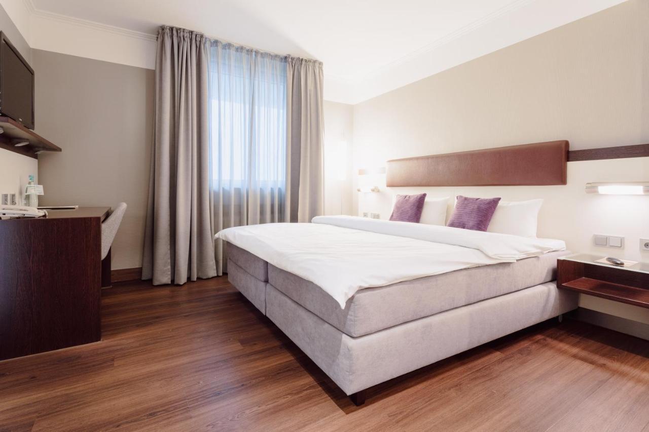Wo übernachten nahe dem Zwinger: 4 Top 4-Sterne-Hotels